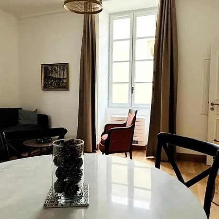 21 Rue Thiers Penzion *