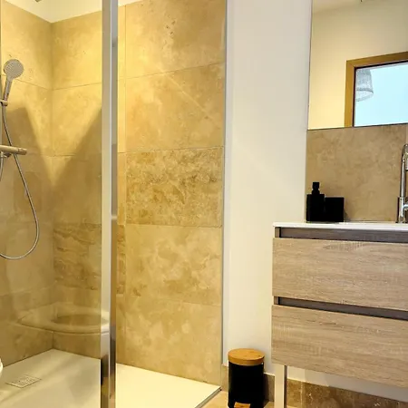 21 Rue Thiers Penzion