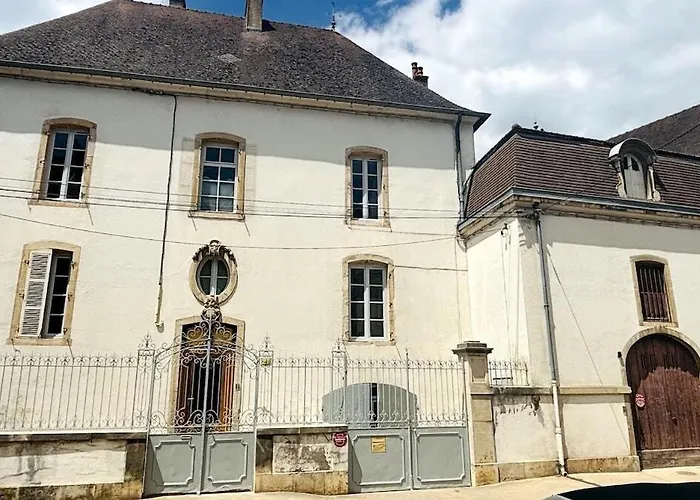 21 Rue Thiers בית הארחה