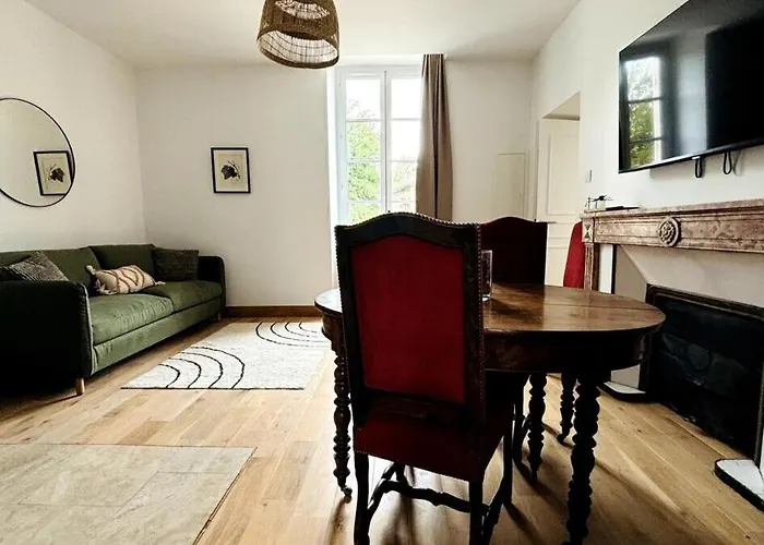 21 Rue Thiers בית הארחה ביון