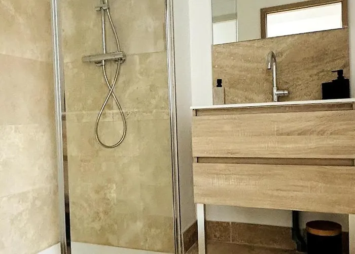 Guest house 21 Rue Thiers *