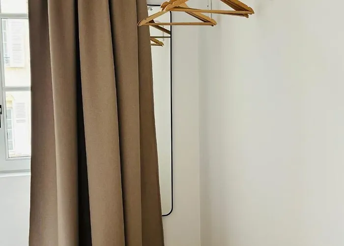 21 Rue Thiers * Beaune (Cote d'Or)