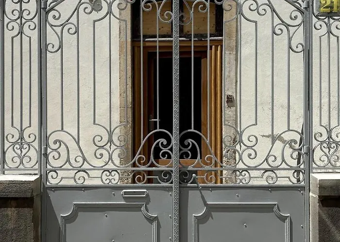 21 Rue Thiers Pensionat Beaune (Cote d'Or)